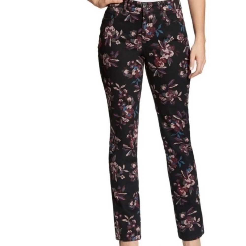 Bandolino Amy Super Stretch Floral Denim Jeans Womens Size 6 NWOT